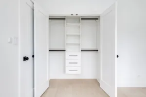 Coordinated Closet 08
